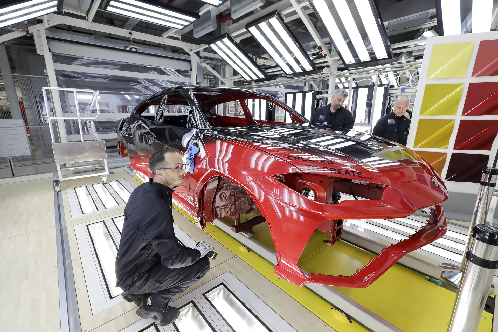 reparto verniciatura lamborghini