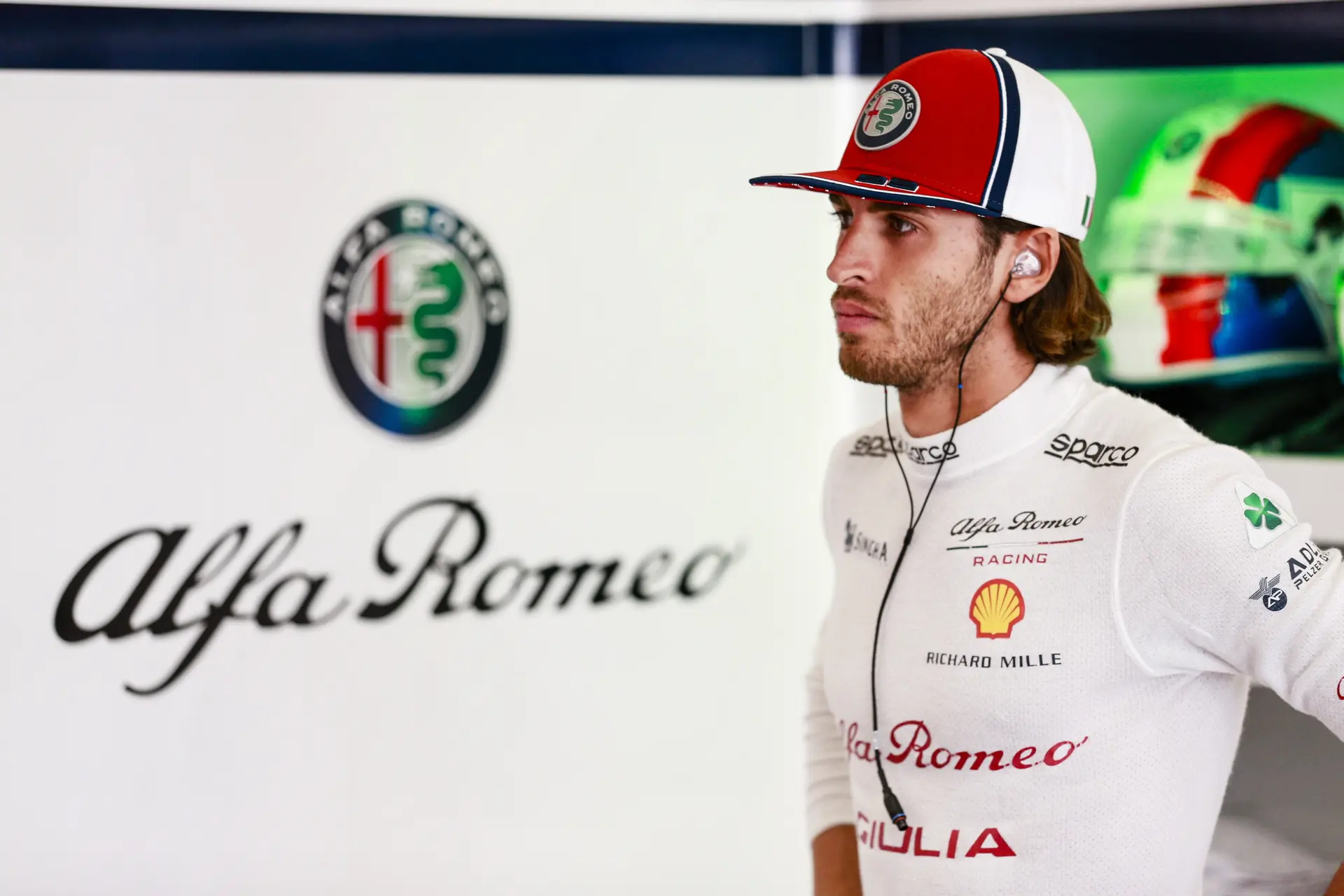 rinnovo antonio giovinazzi alfa romeo racing