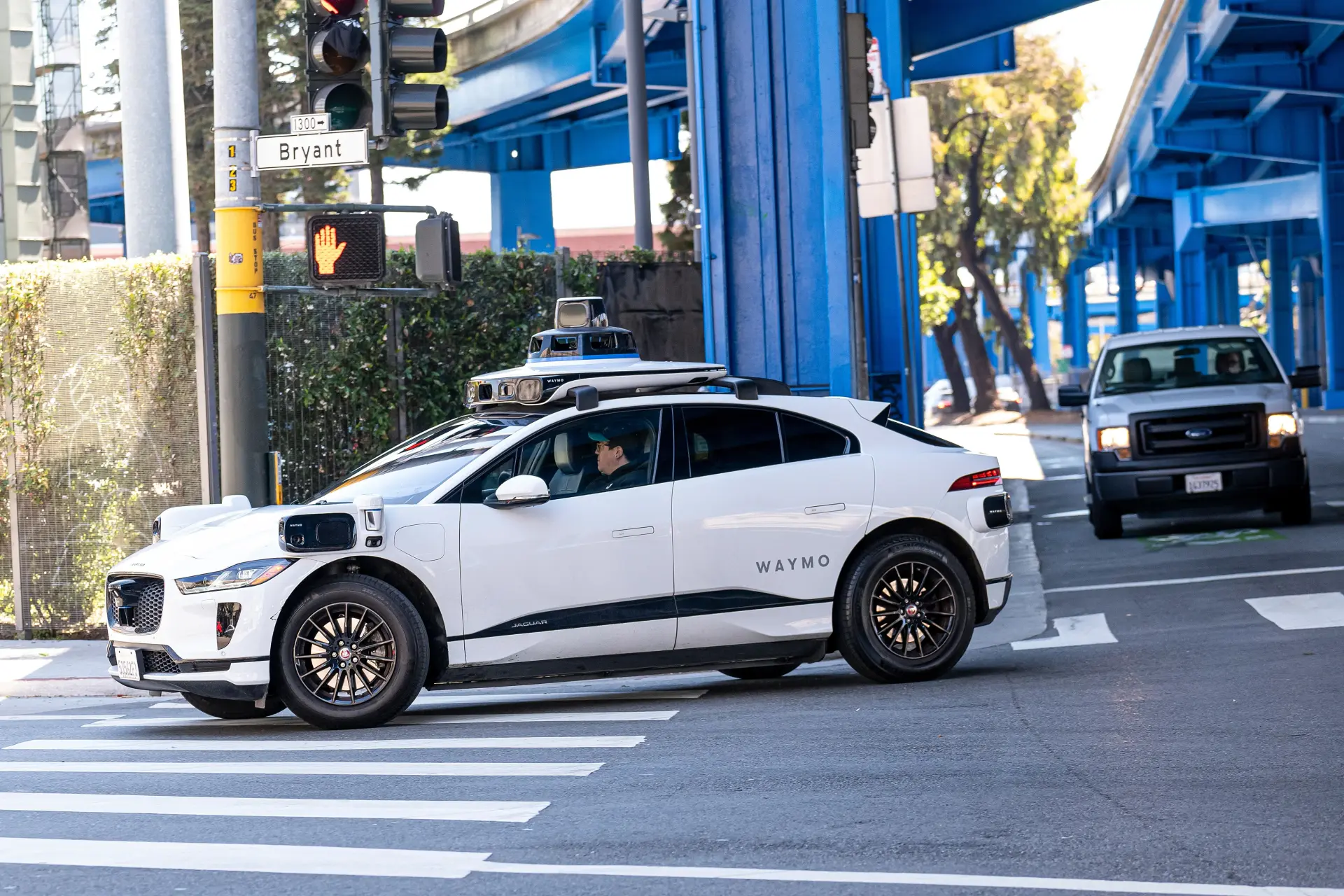 robotaxi waymo