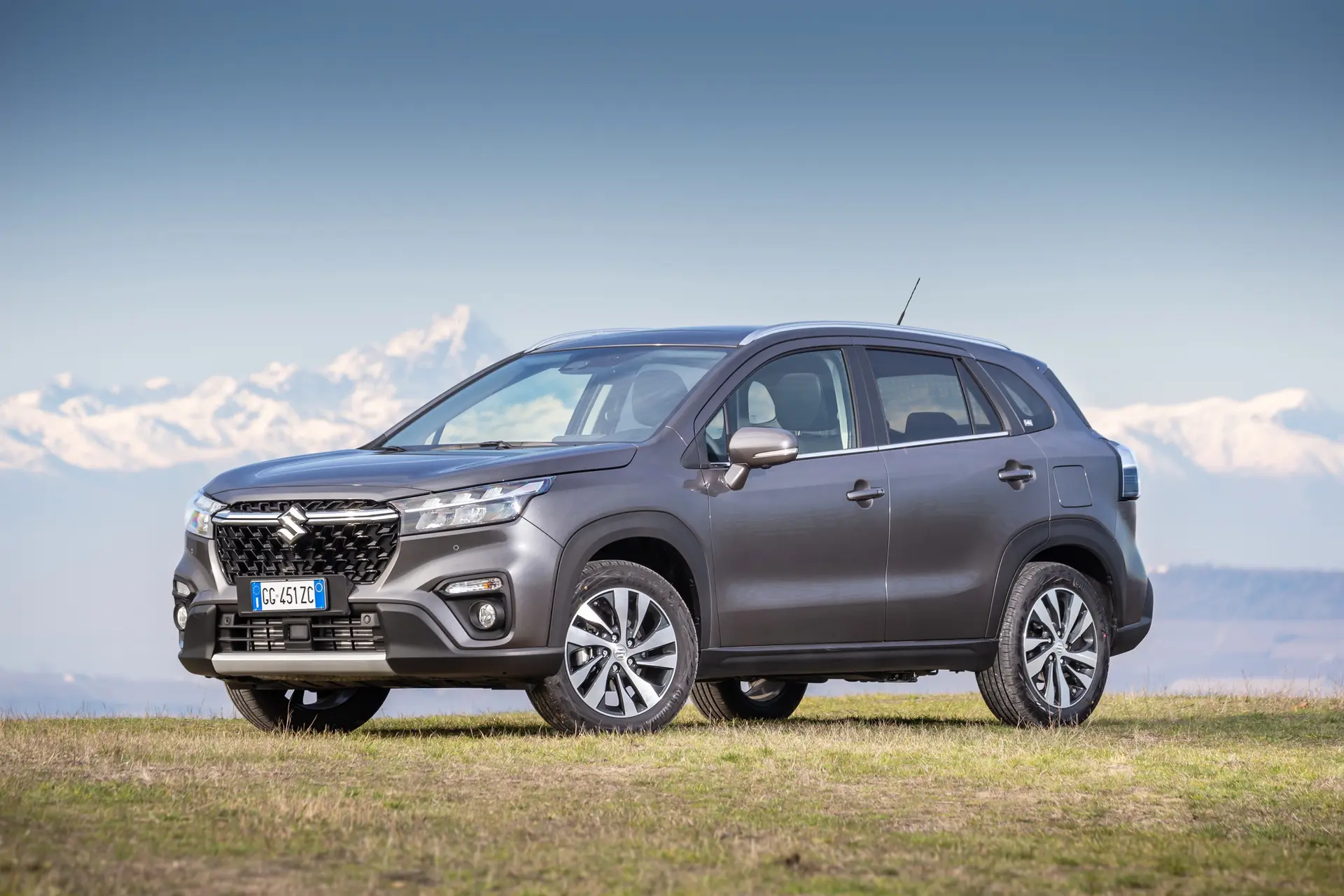 s cross hybrid ambientate 41