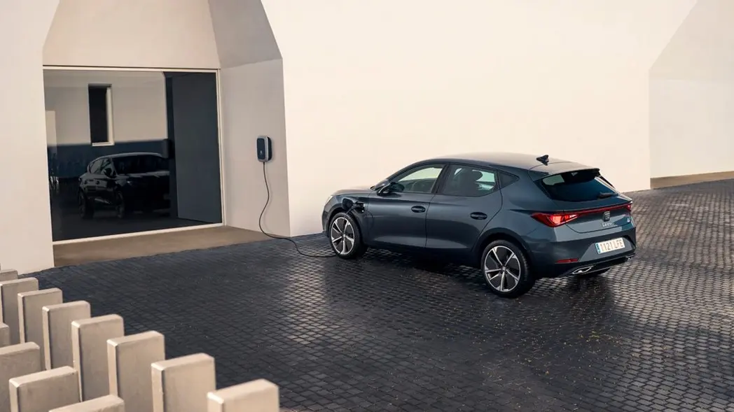 seat leon ibrida plug in