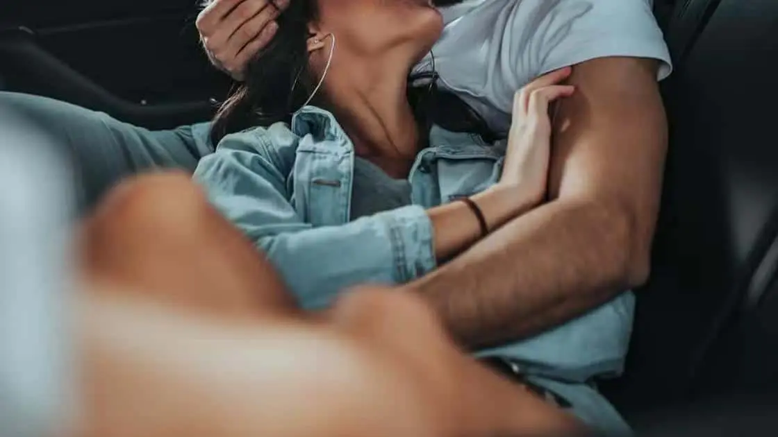 sesso in auto como