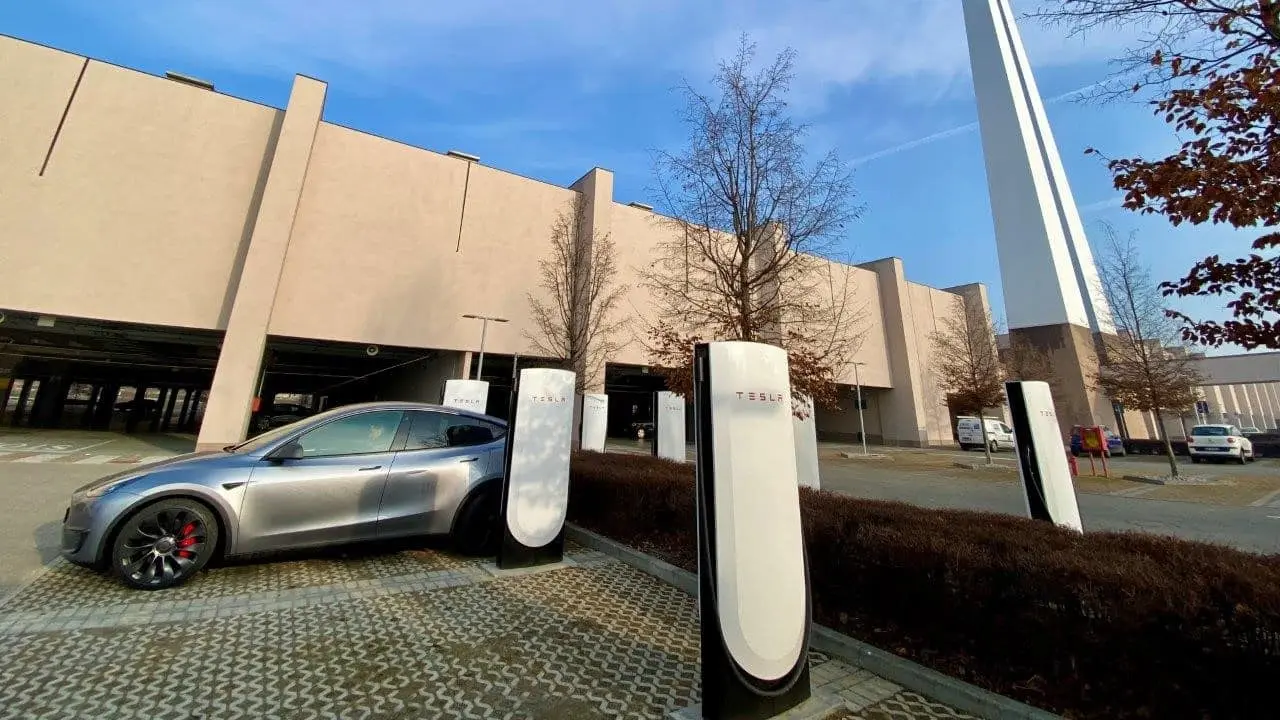 tov tesla 16