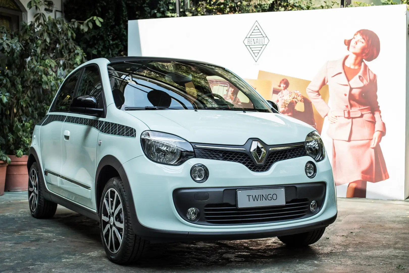 twingo la parisienne 011