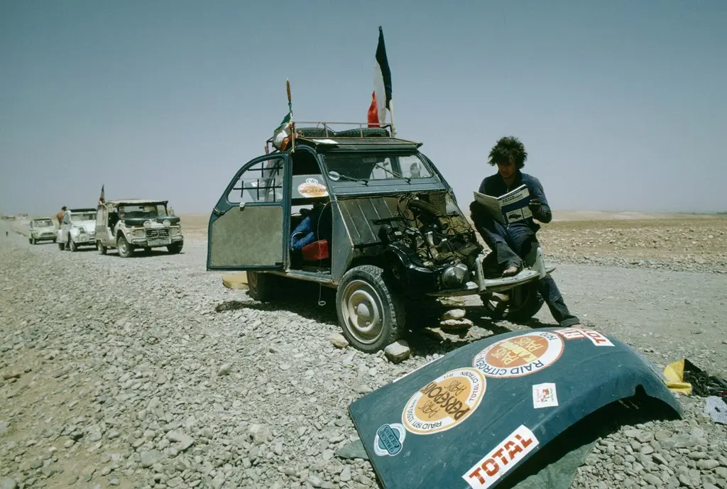un guasto si ripara con un semplice manuale tecnico e pochi attrezzi anche in mezzo al deserto