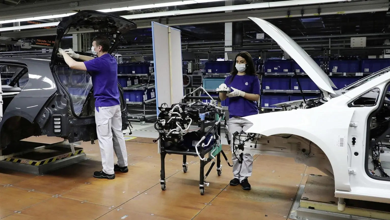 volkswagen avvia ripresa graduale della produzione