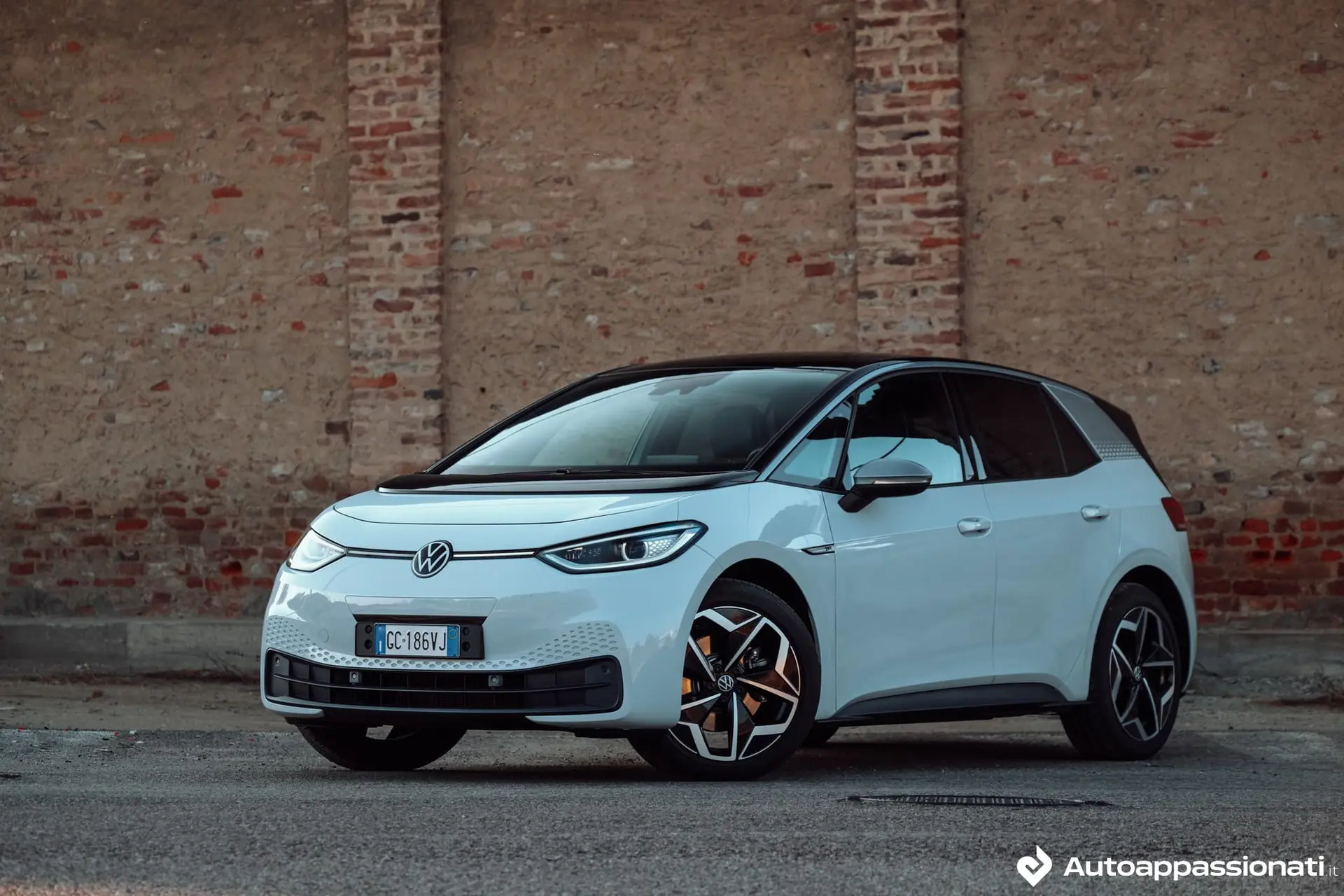volkswagen id3 prova su strada