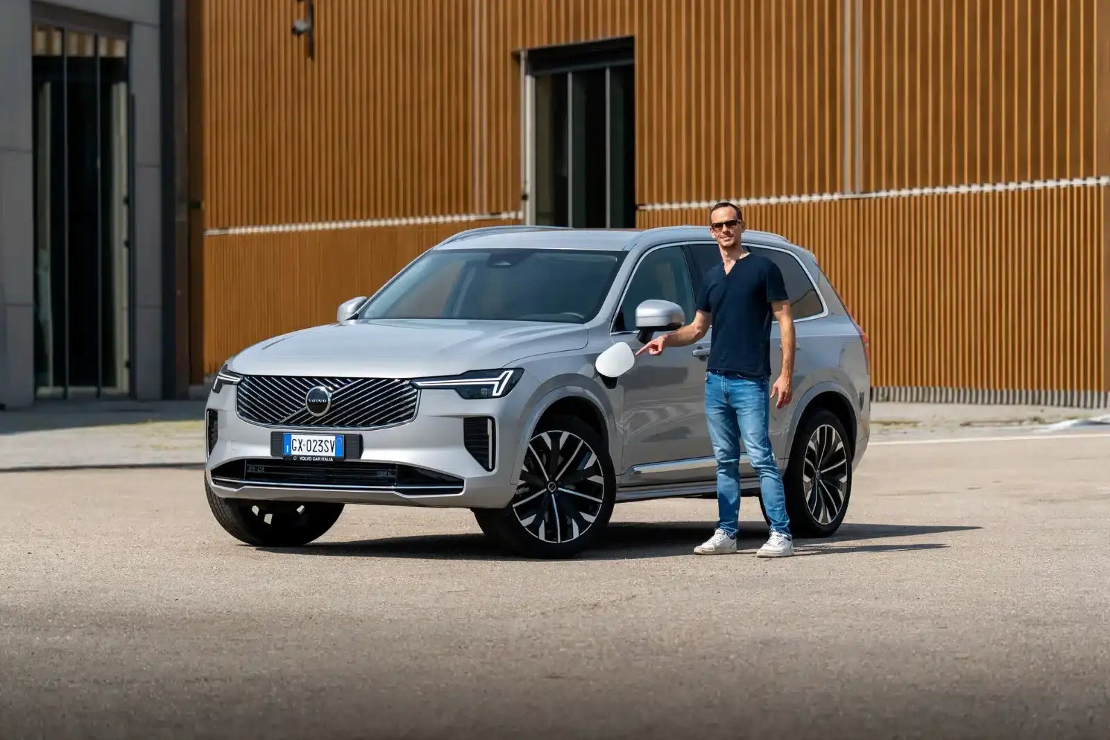 volvo xc90 t8 2025 11