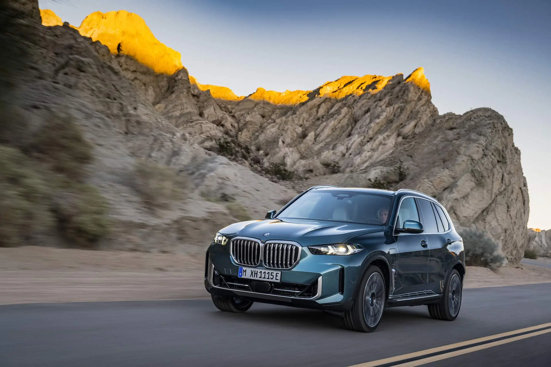 bmw x5 2023 guida blu restyling lci