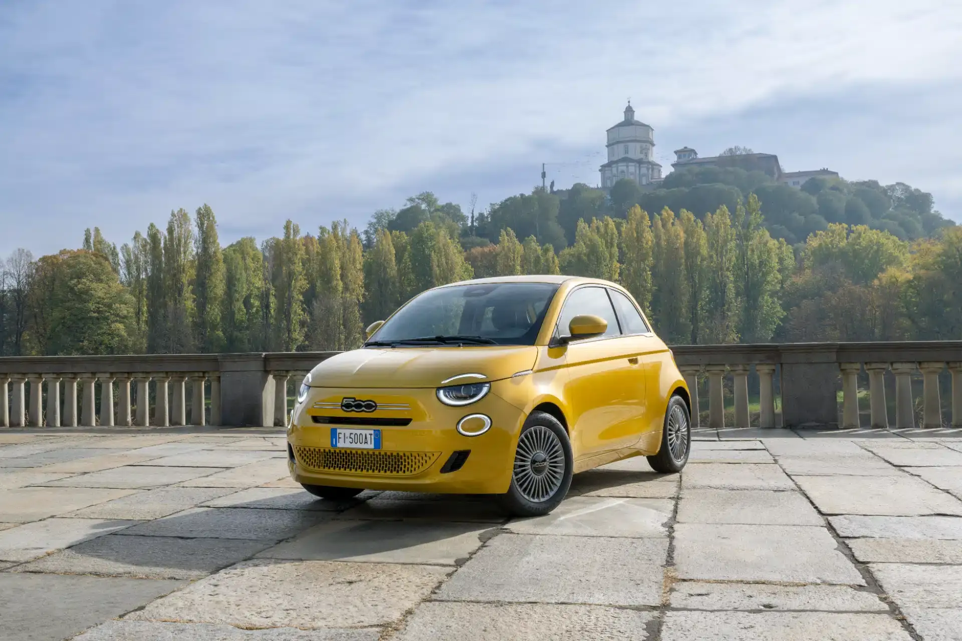 fiat 500 hybrid 16