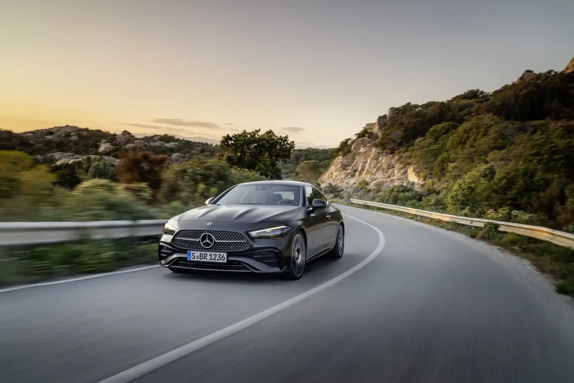 mercedes benz cle 2024 3
