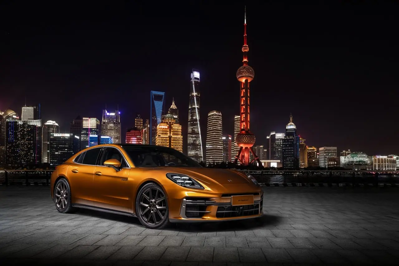 porsche panamera 2024