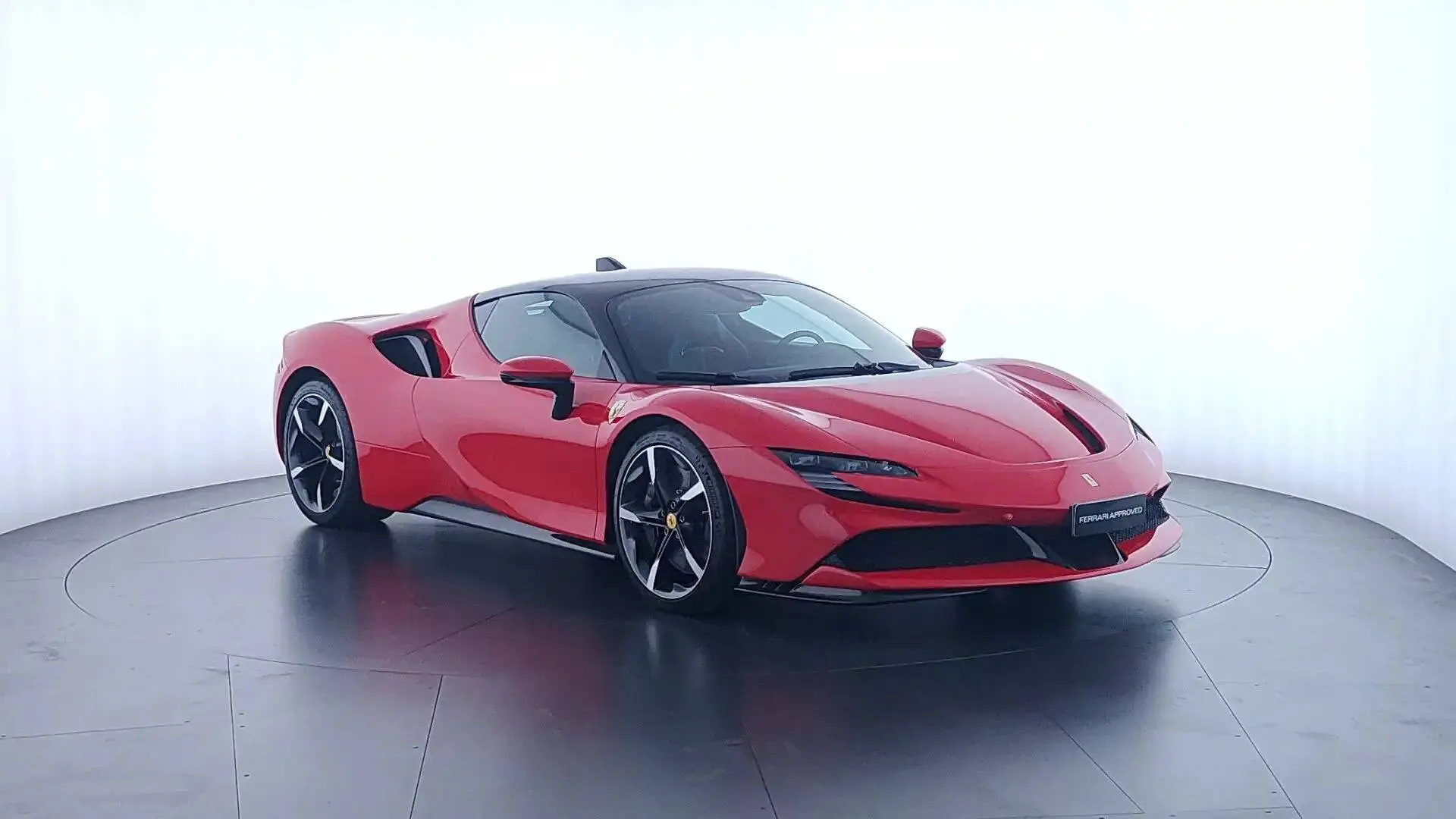 sf90-stradale-ferrari