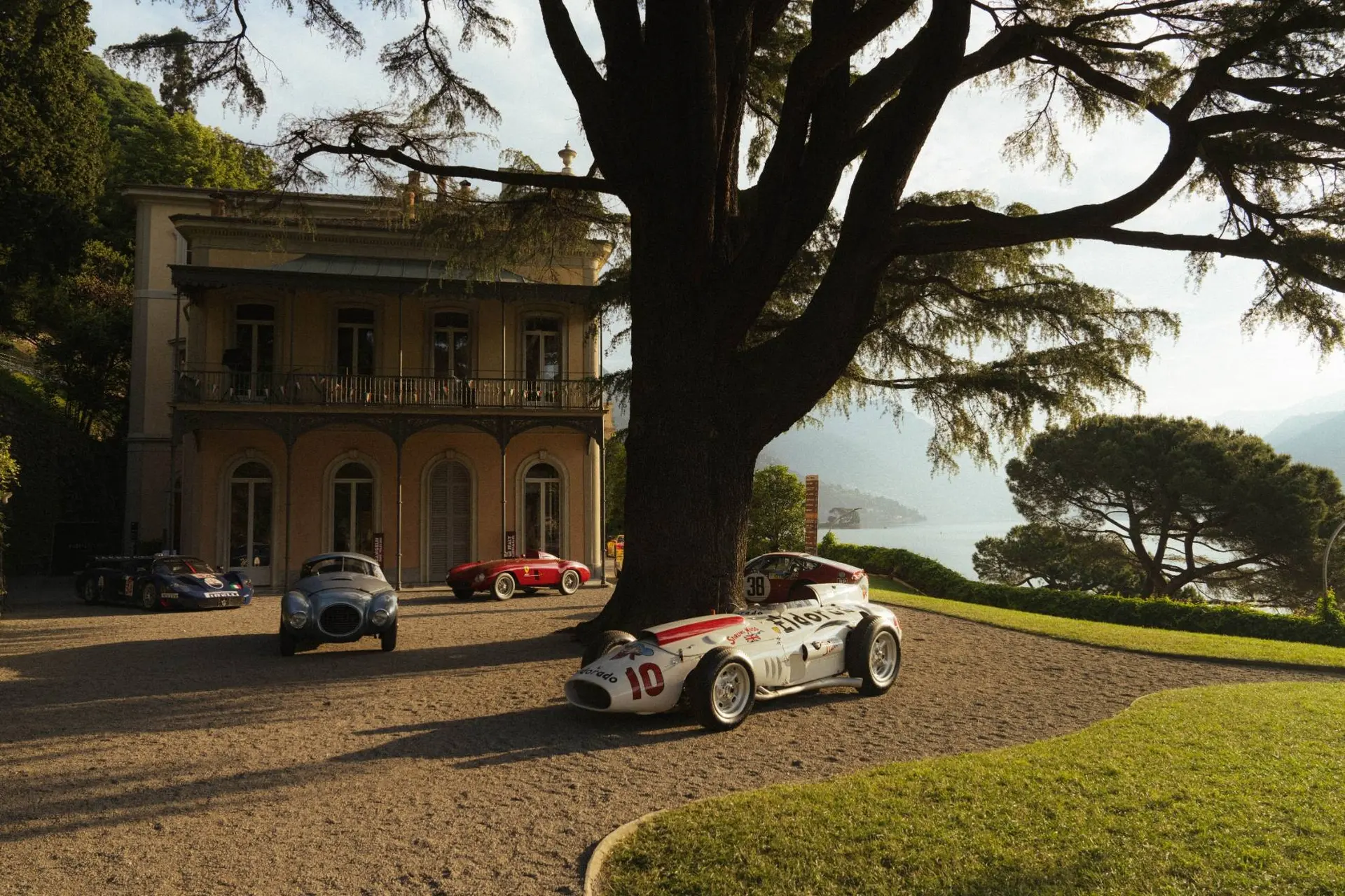 Cars_Grumello