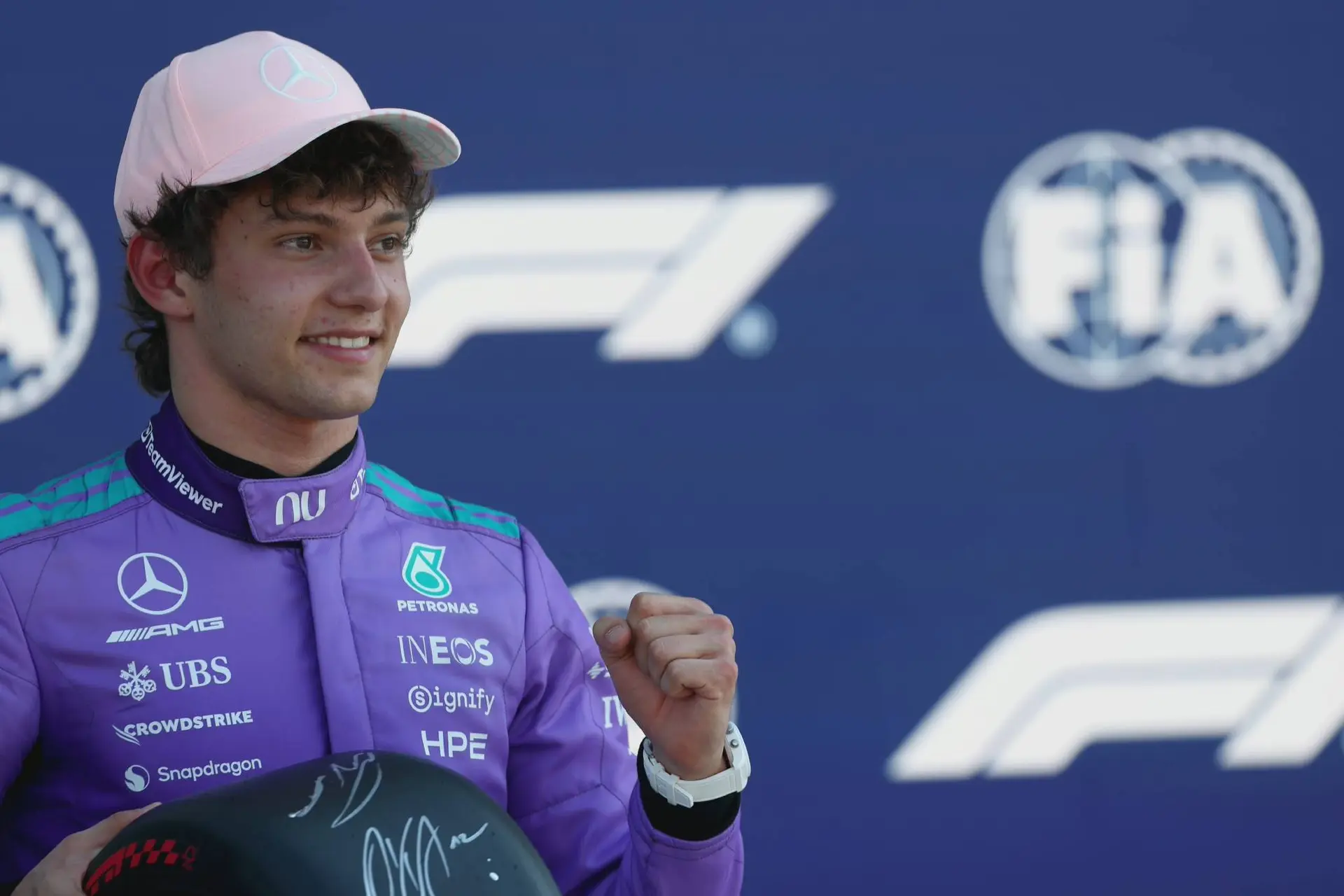 Kimi Antonelli vincitore GP Miami che esulta