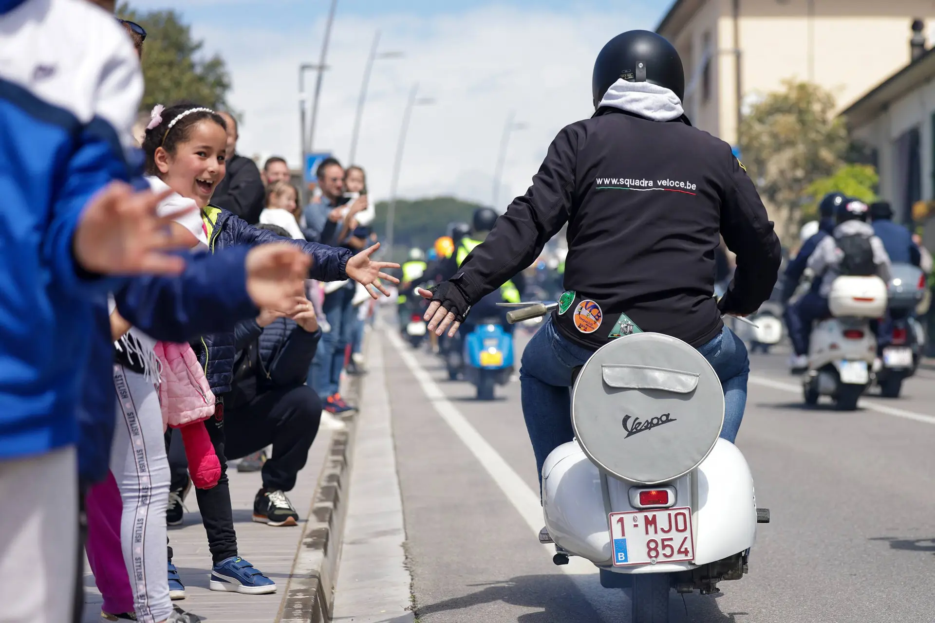 raduno vespa roma per gli 80 anni