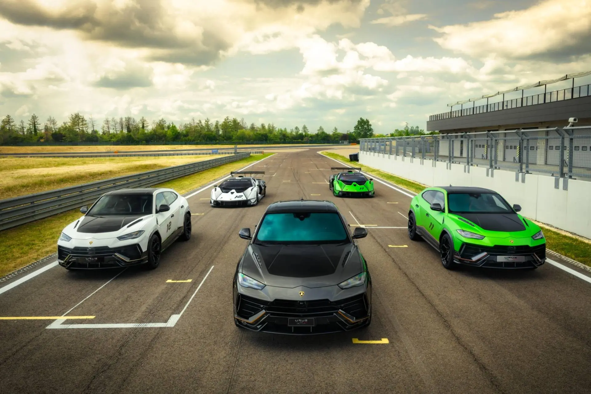 lamborghini-urus-gamma