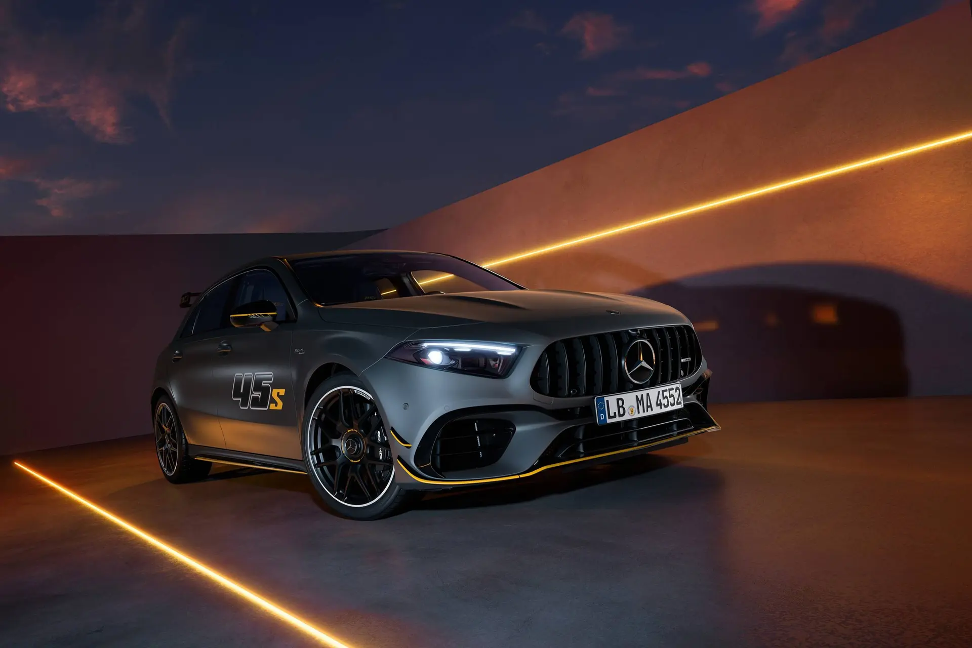 mercedes amg a 45 s final edition frontale