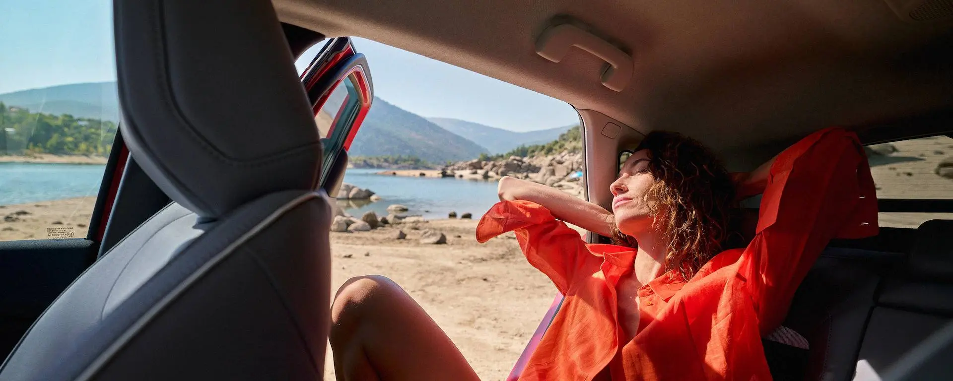 Nell'immagine si vede la foto di copertina del servizio di Citroen We Care