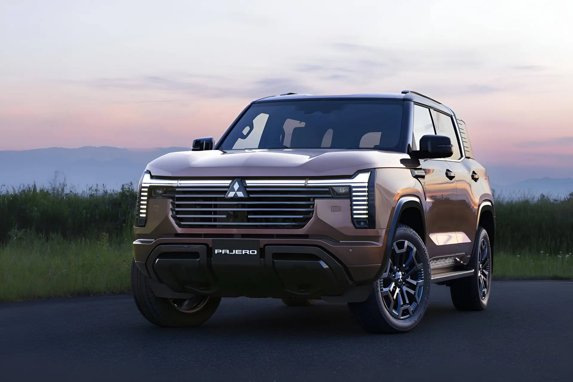 mitsubishi-pajero frontale