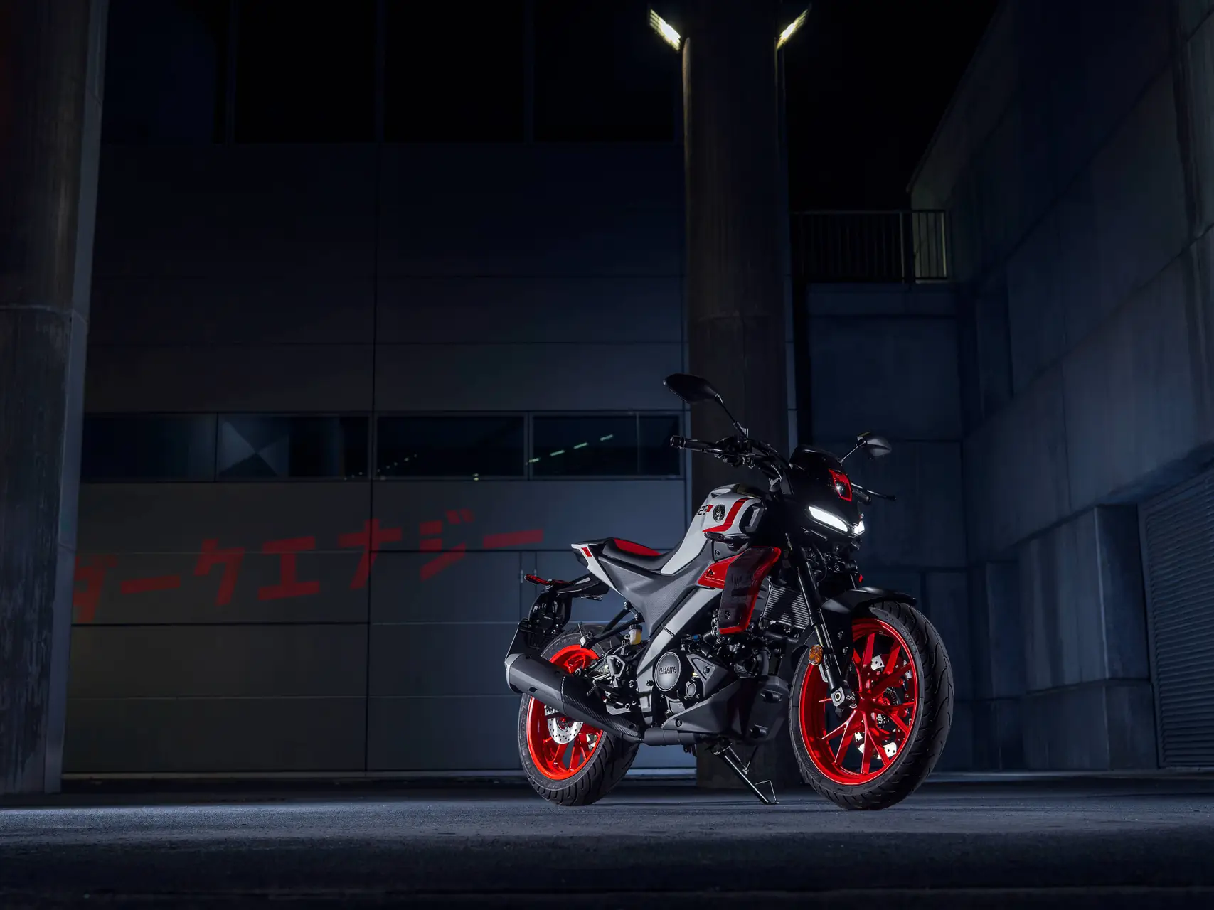 Yamaha MT125 anteriore