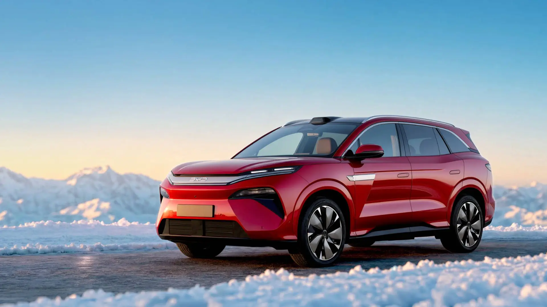 BYD ATTO 8 anteriore