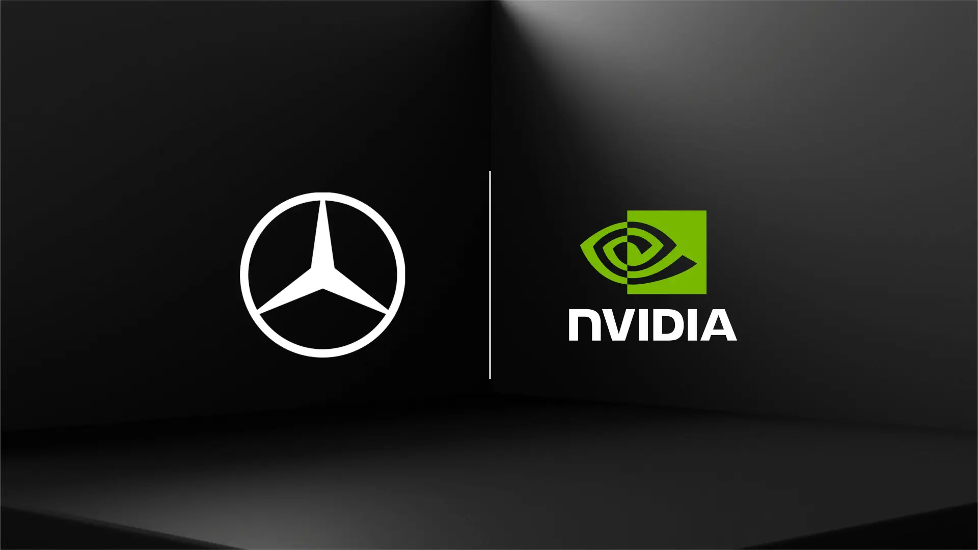 Logo Mercedes su sfondo nero con logo NVIDIA