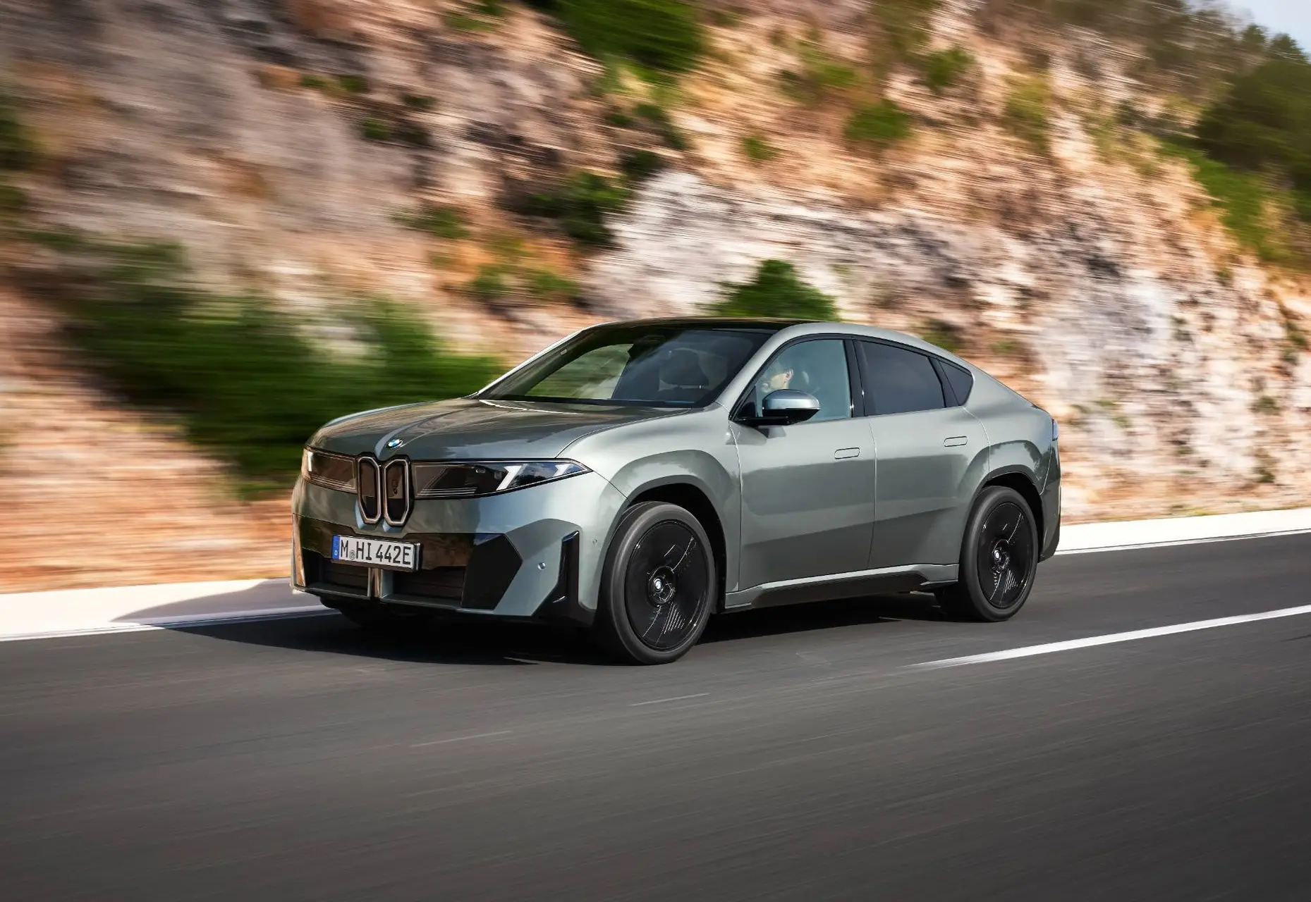 bmw-ix4-50-xdrive