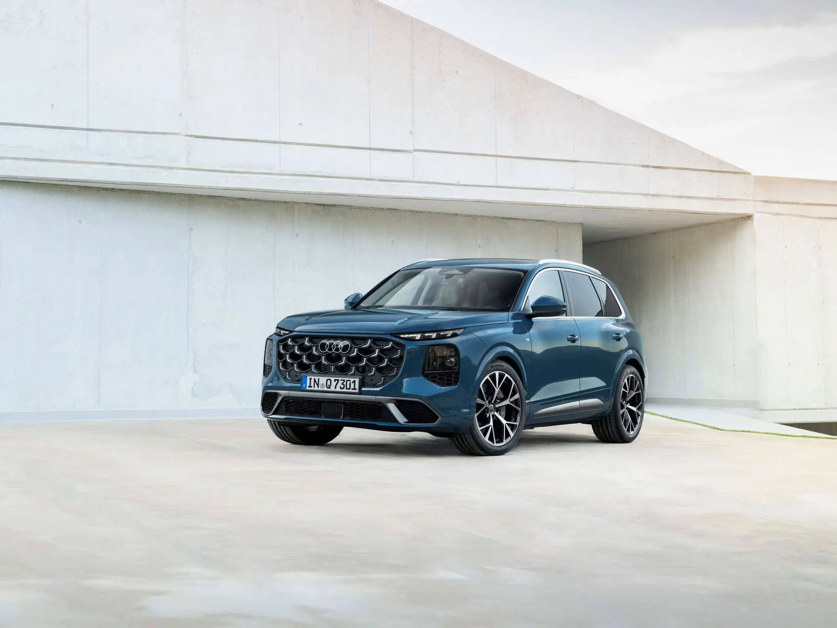 2027-Audi-Q7-5