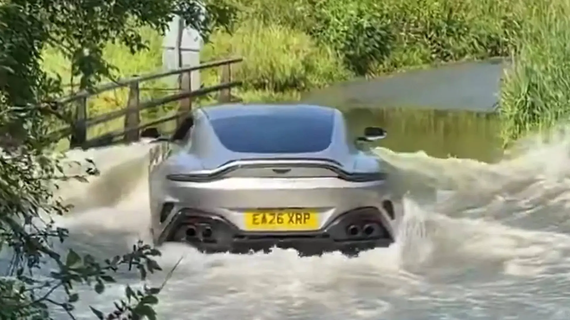 Aston-Martin-Vantage-flood-UK-2048x1152