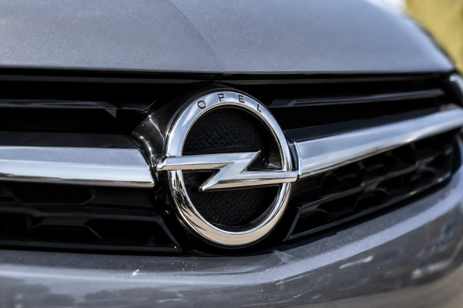 Opel logo