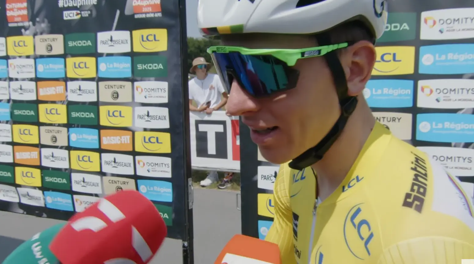 pogacar dauphine amarillo 1