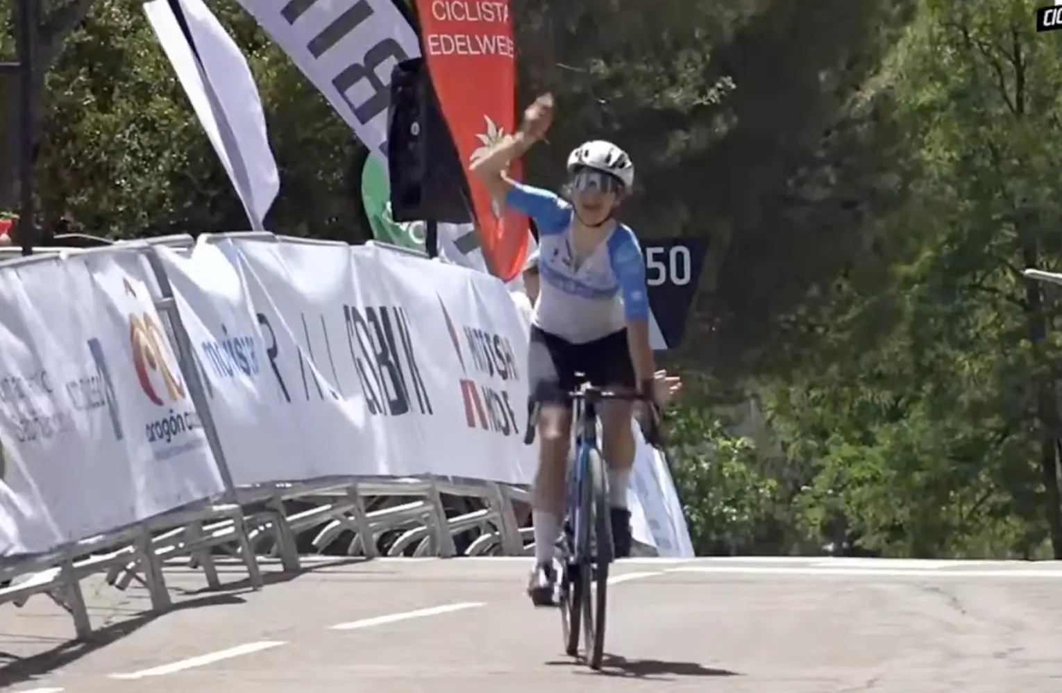 Alejandra Neira gana el Campeonato de España en Ruta Júnior Femenino 2026.