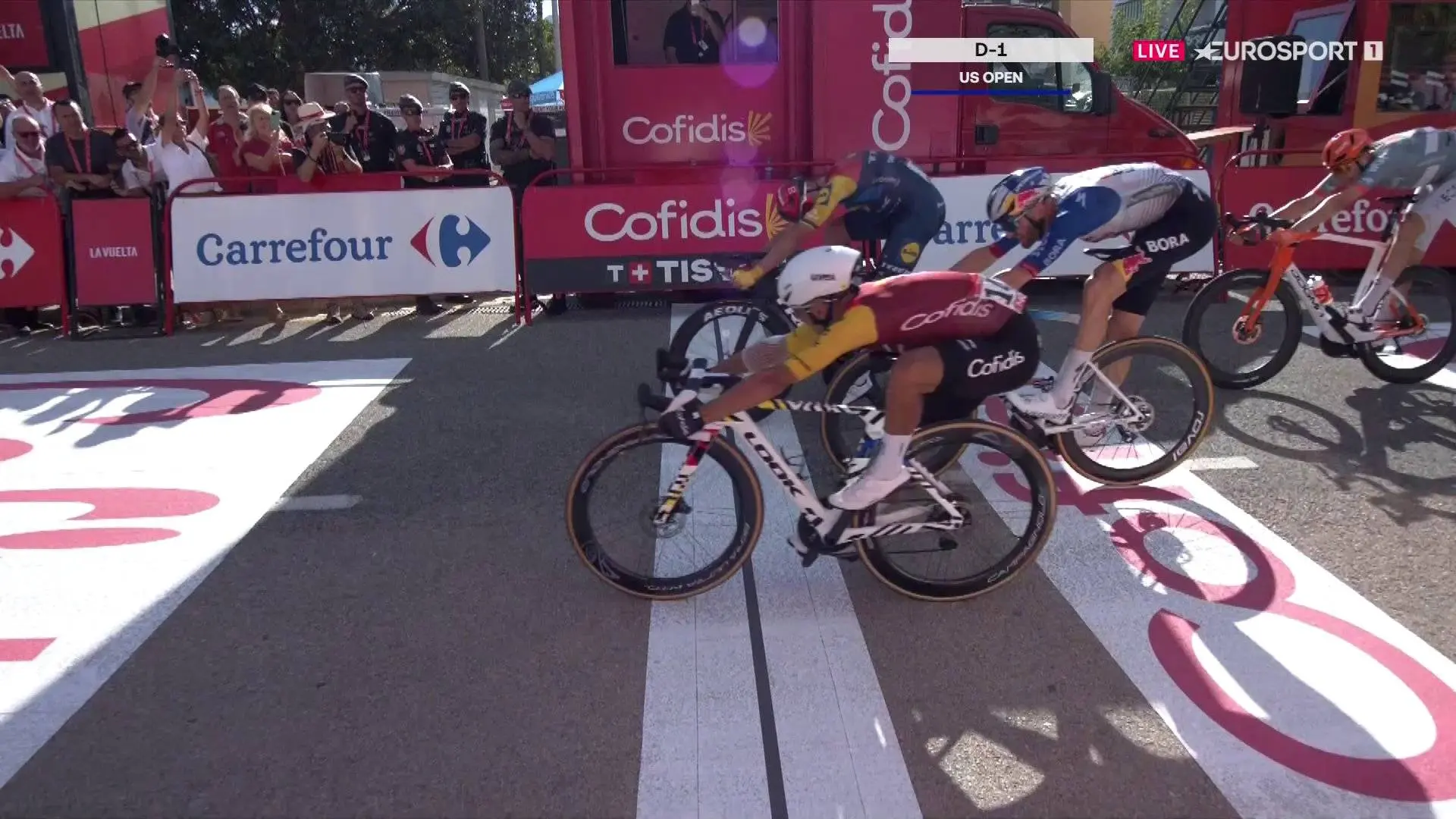 Coquard ante Pedersen por foto-finish