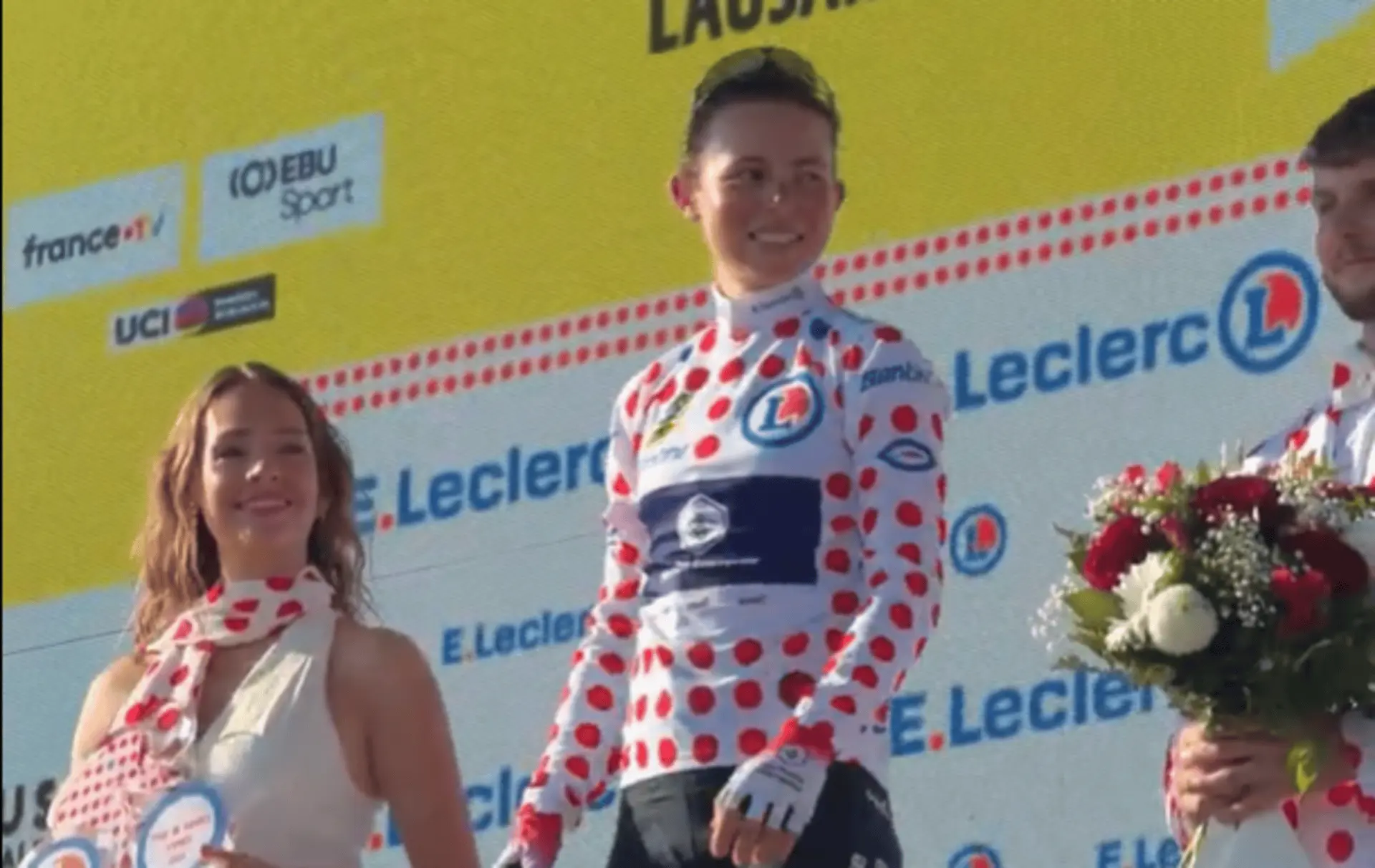 Océane Mahé in the polka-dot jersey at the 2026 Tour de France Femmes