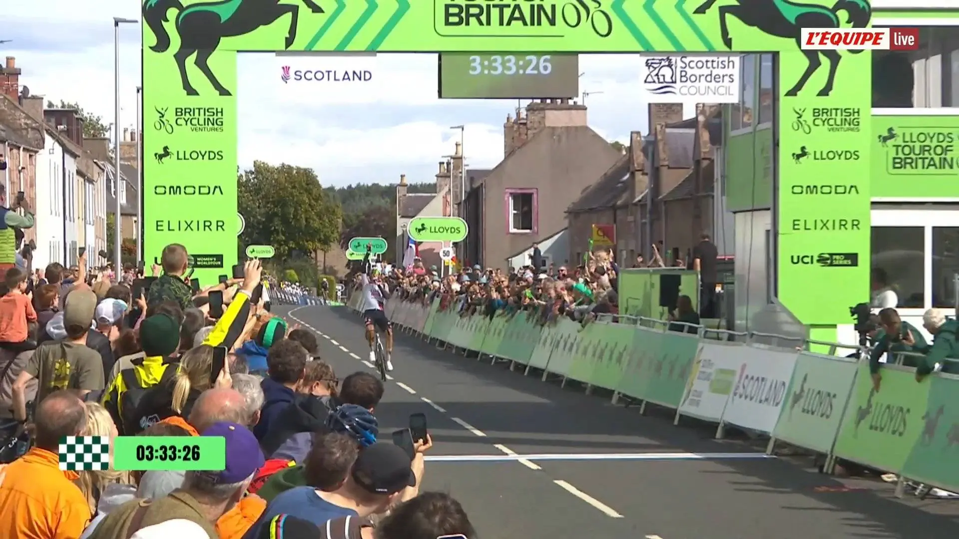 Nils Politt wins Stage 5 of the 2026 Tour of Britain