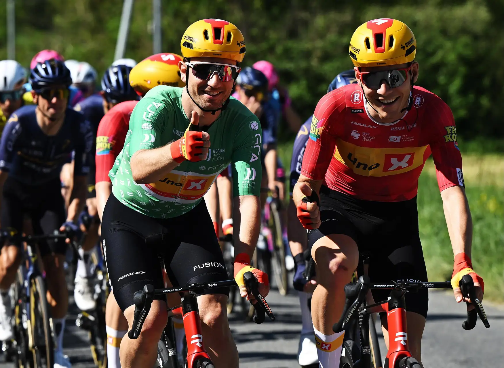Jonas Hvideberg cuelga la bicicleta