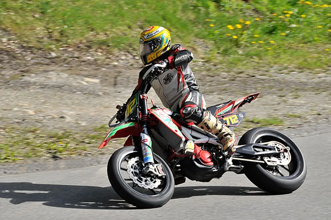 12011 e1559288147909