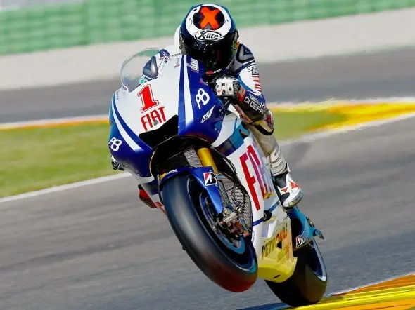 2011 moto preview 1