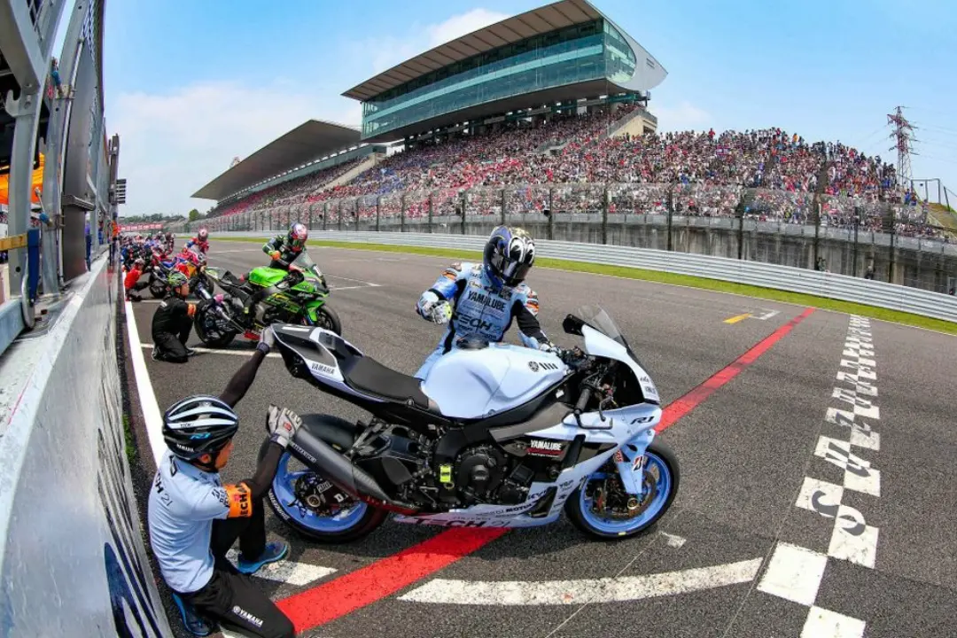 42nd suzuka 8 hours start