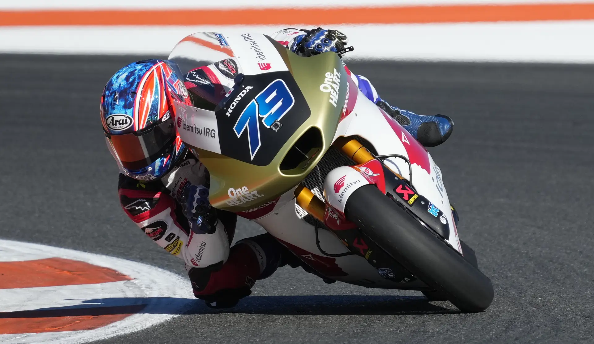 ai ogura valencia moto2
