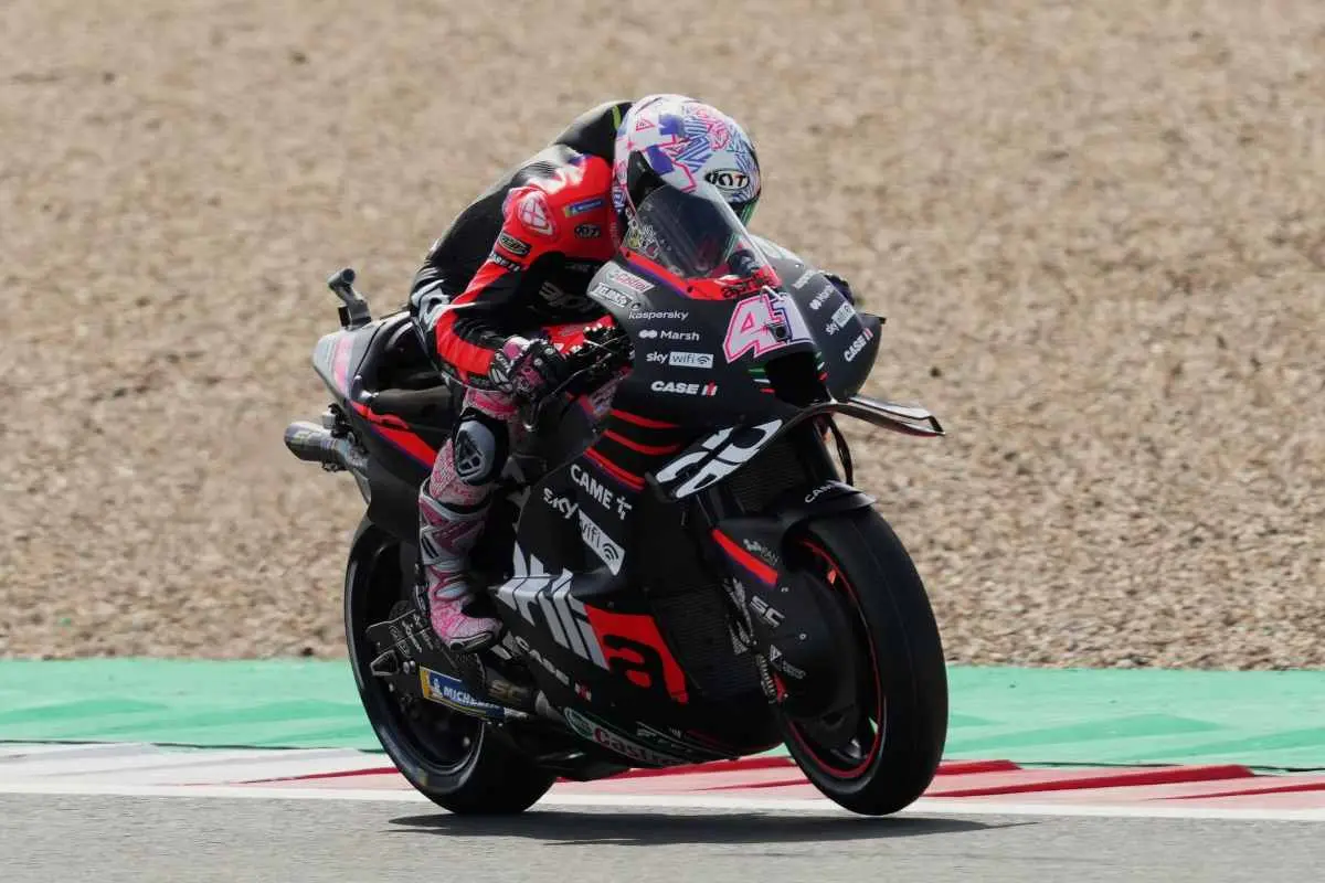 aleix espargaro 8