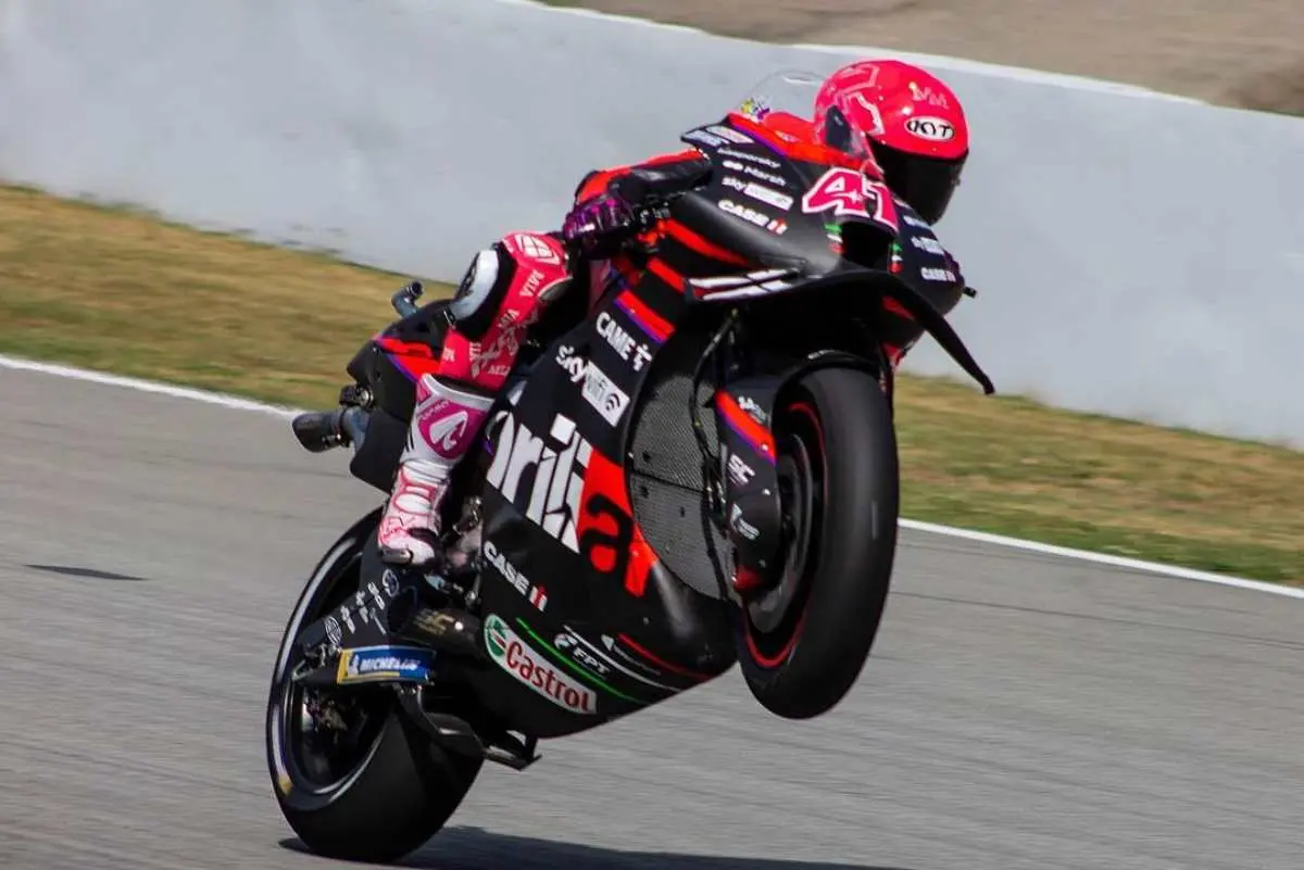 aleix espargaro 8