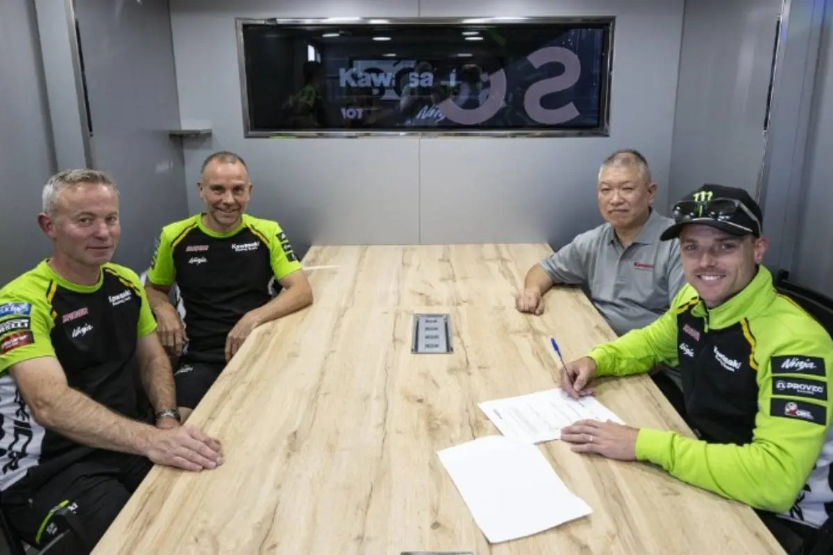 alex lowes bimota kawasaki