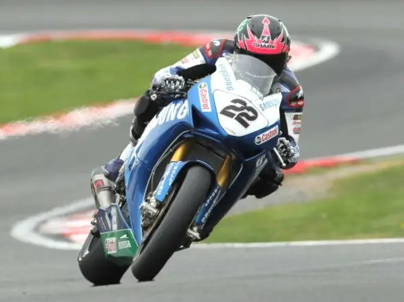alex lowes fp2 oulton park 2013