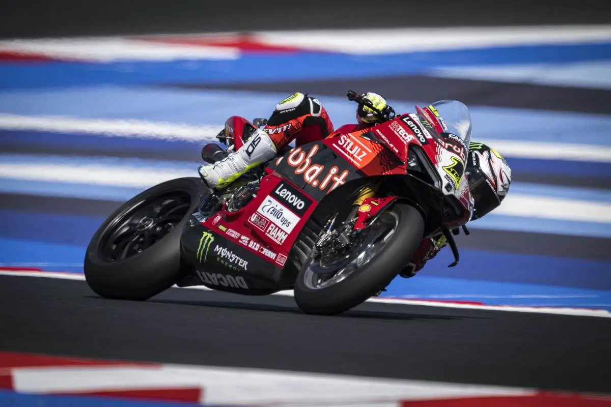 alvaro bautista 1