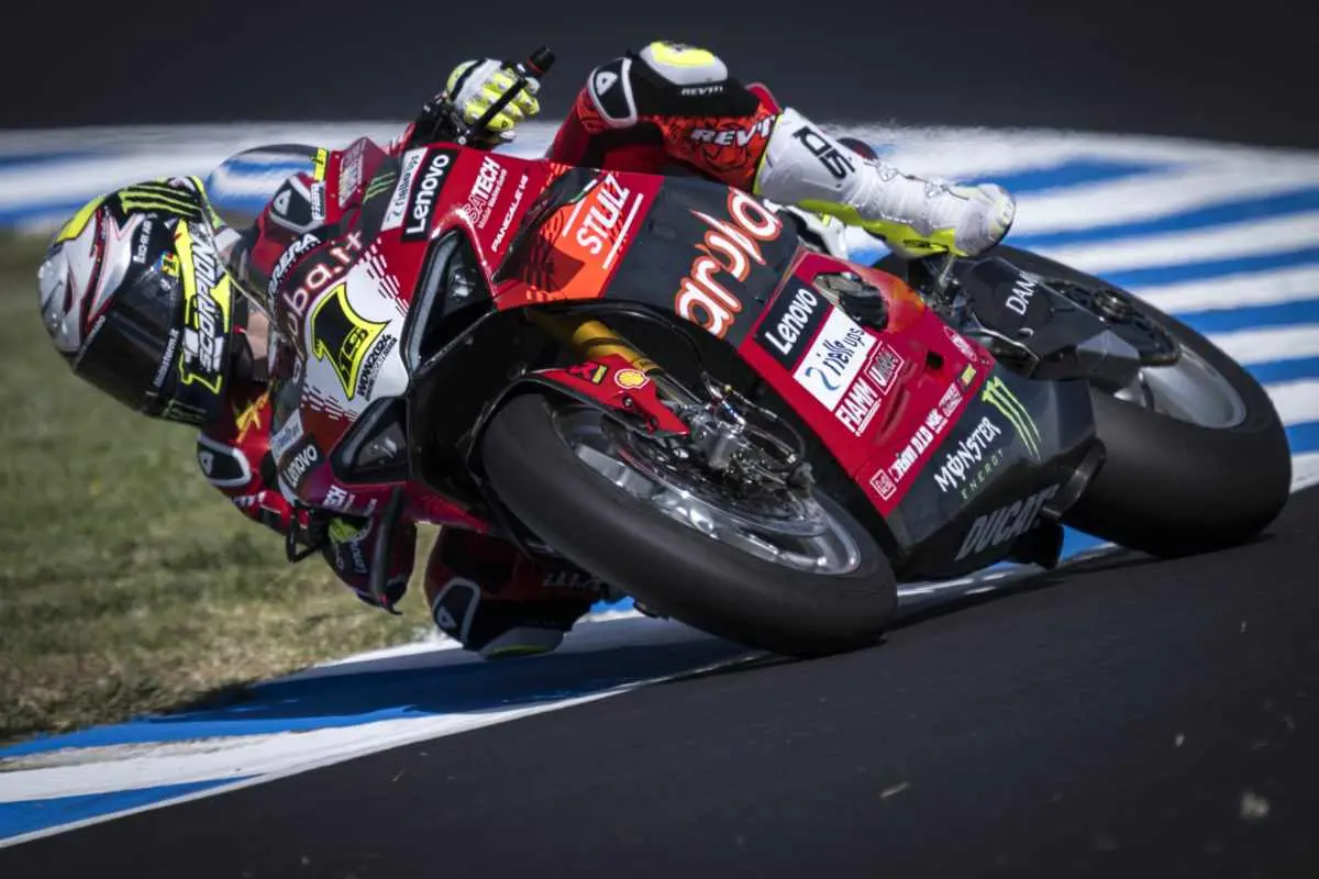 alvaro bautista 2