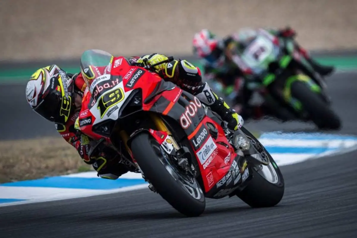 alvaro bautista 3