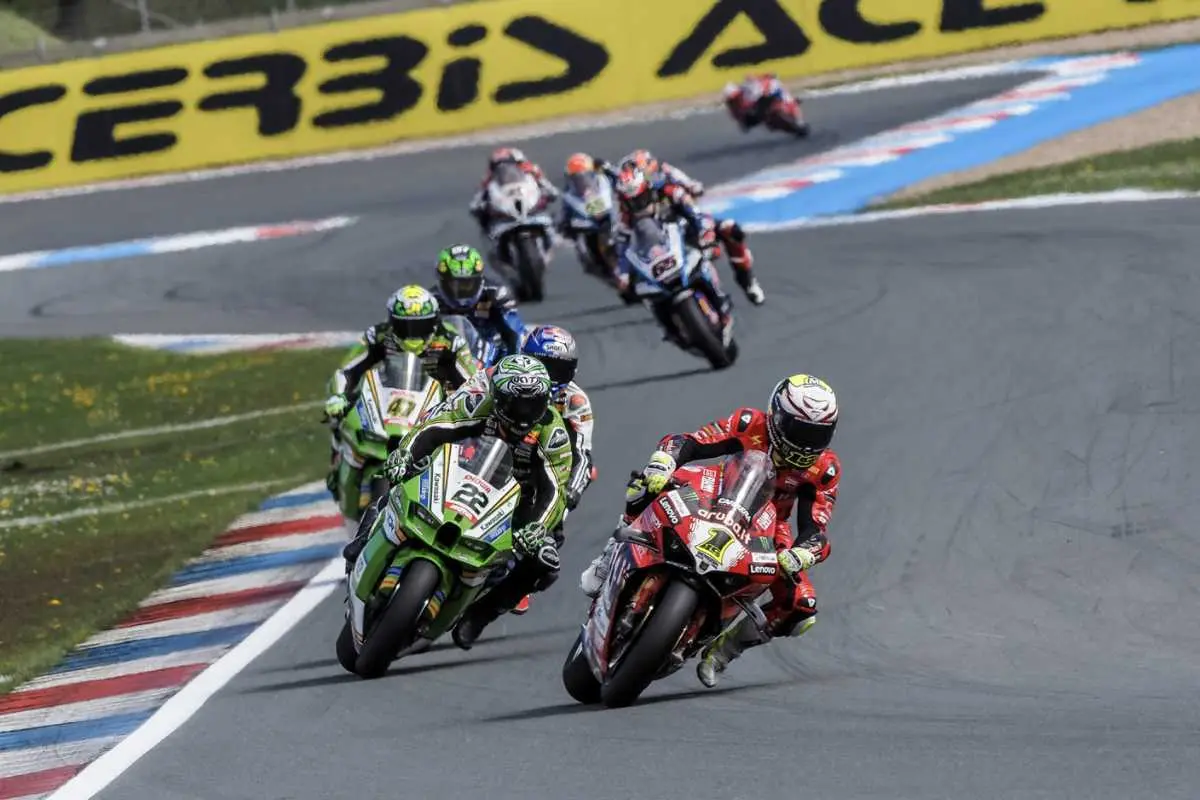 alvaro bautista 3