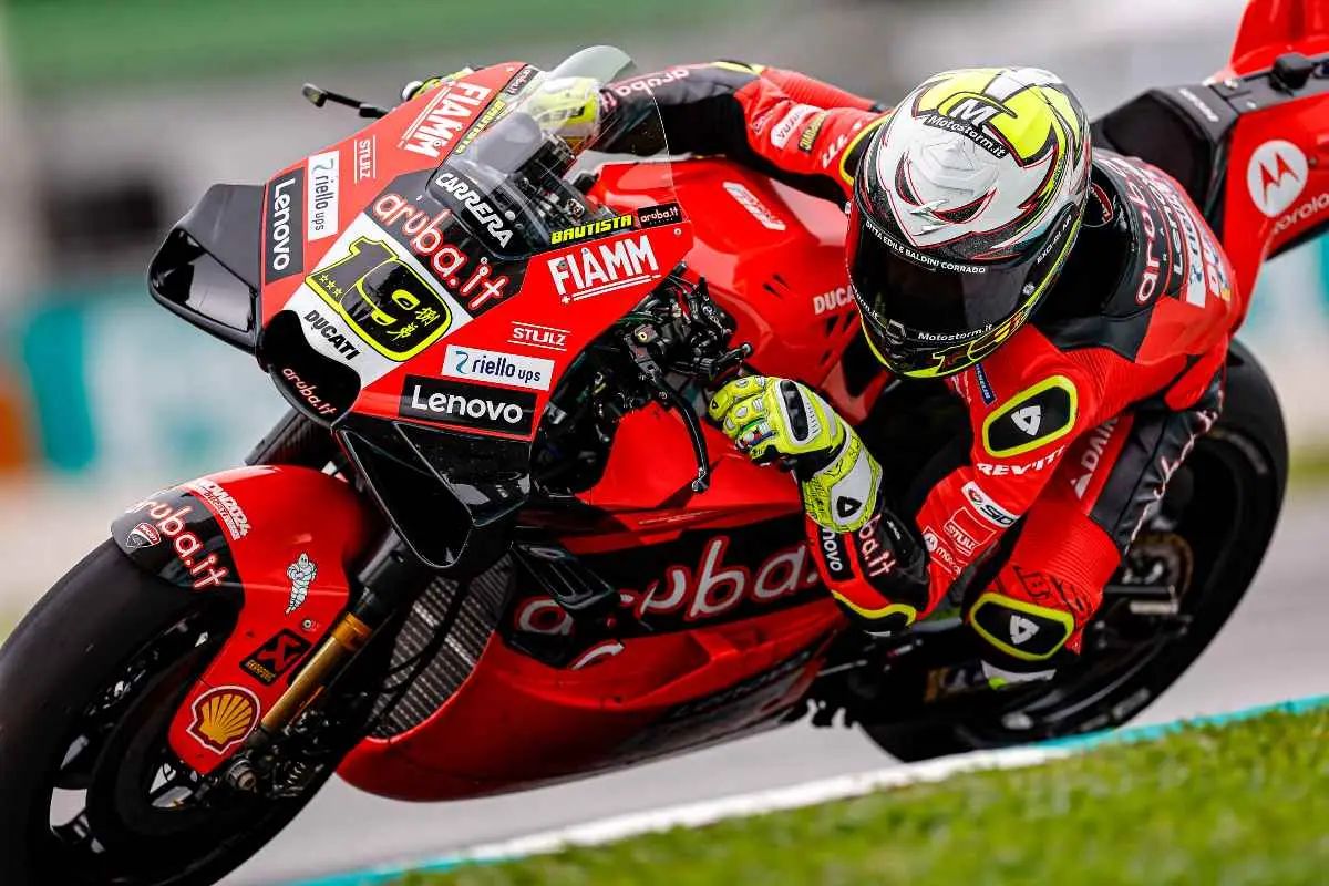 alvaro bautista 4